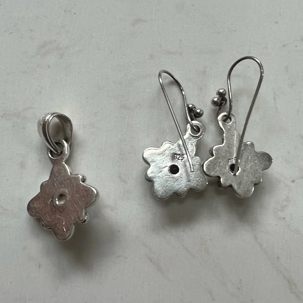 Vintage Sterling Silver Amethyst Pendant & Earring set